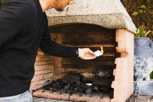 Guida_all_Installazione_di_un_Barbecue_in_Muratura_Prefabbricato_Trasforma_il_Tuo_Giardino_in_un_Paradise_del_Grill_dc9947f721